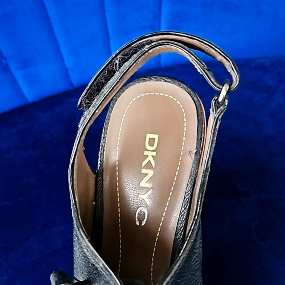 DKNYC Charcoal Lace-Up Shoes - Picture 4 of 6